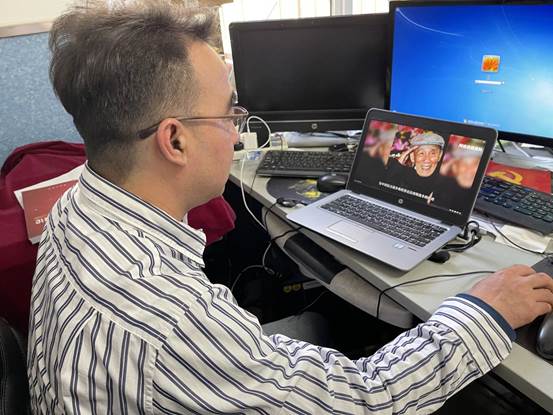 SD)7%3CV{NZM3C0_PAB]4EY